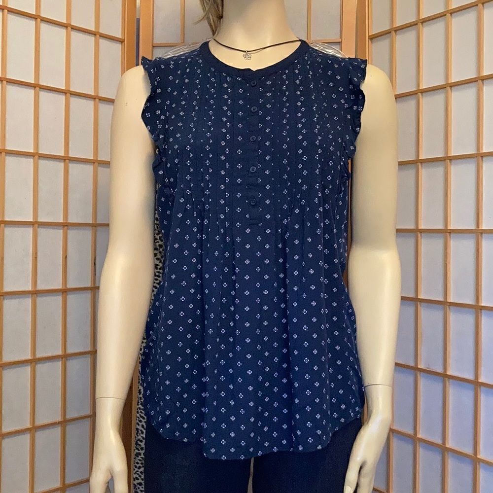 3/$20 Tommy Hilfiger Sleeveless Top